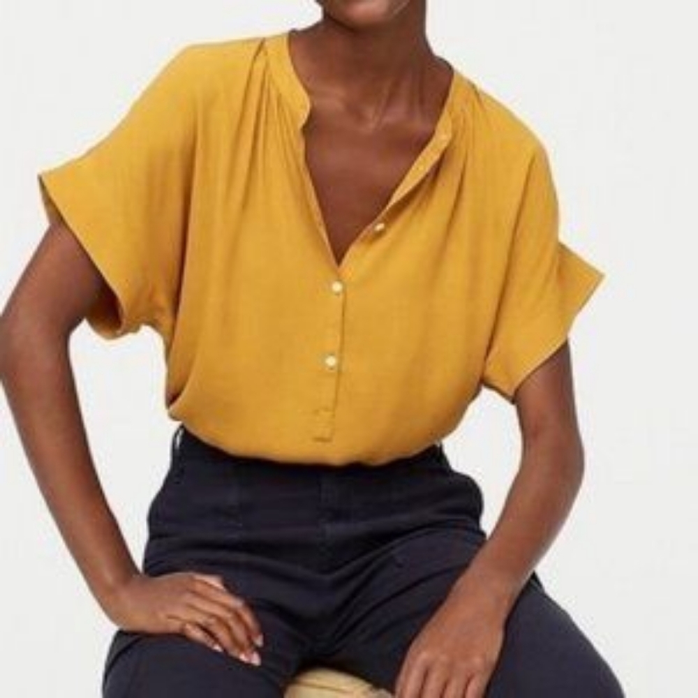 FRANK AND OAK Mustard Yellow Boxy Half Button Modern Short Sleeve Shirt